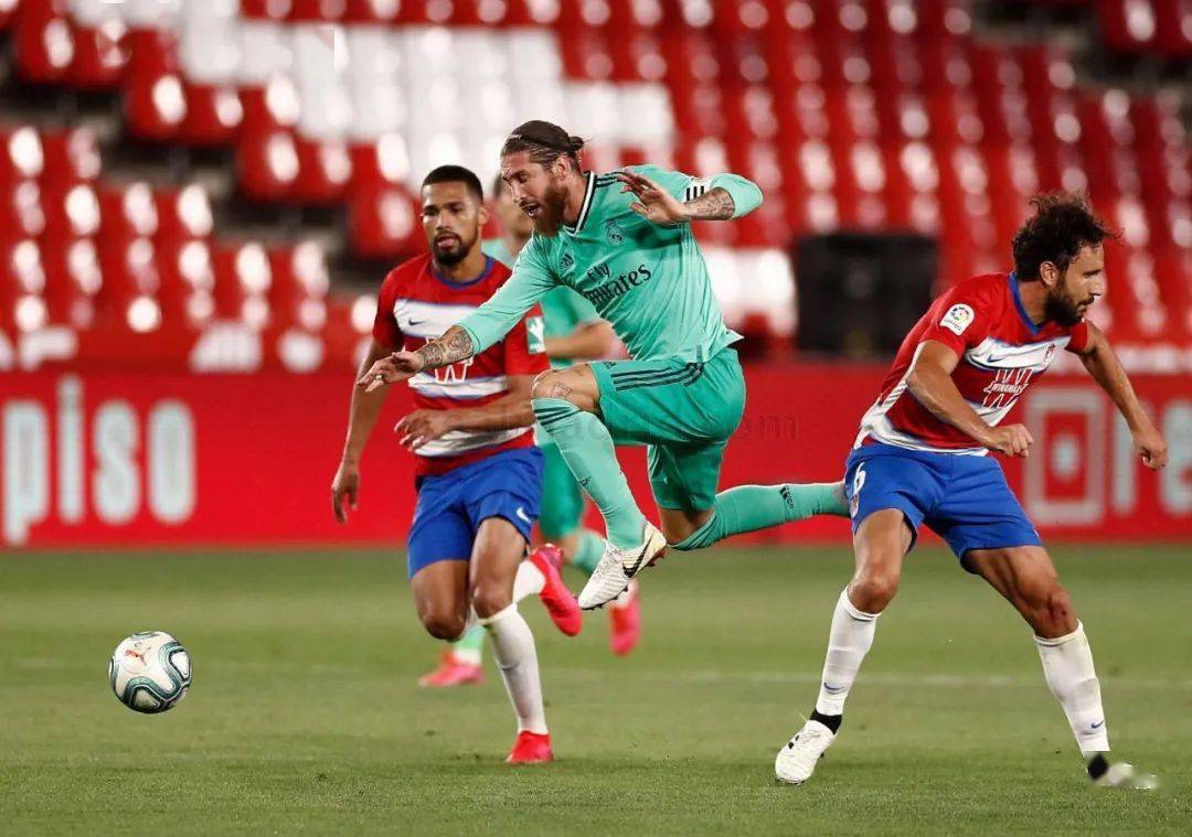 格兰纳达横扫奥萨苏纳，展现超强实力的简单介绍